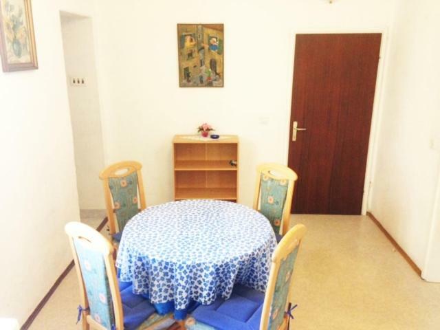 Apartman Gracin Примоштен Экстерьер фото